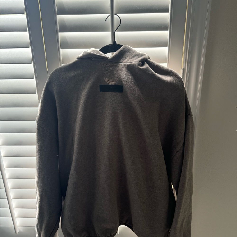 Essentials Fear of God sweatshirt